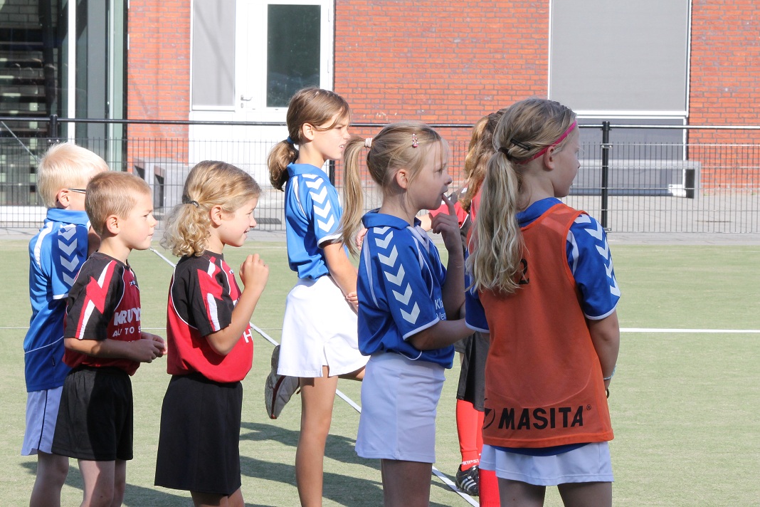 Wedstrijd 1 E2 011.JPG